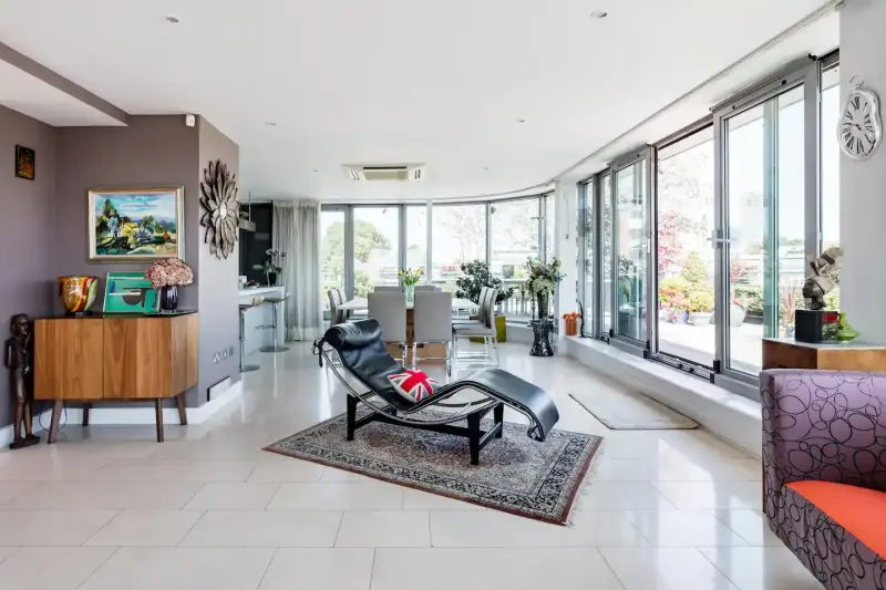 High-rise Penthouse in the Heart of Clerkenwell in Clerkenwell
